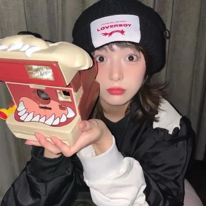 沉默的共谋者